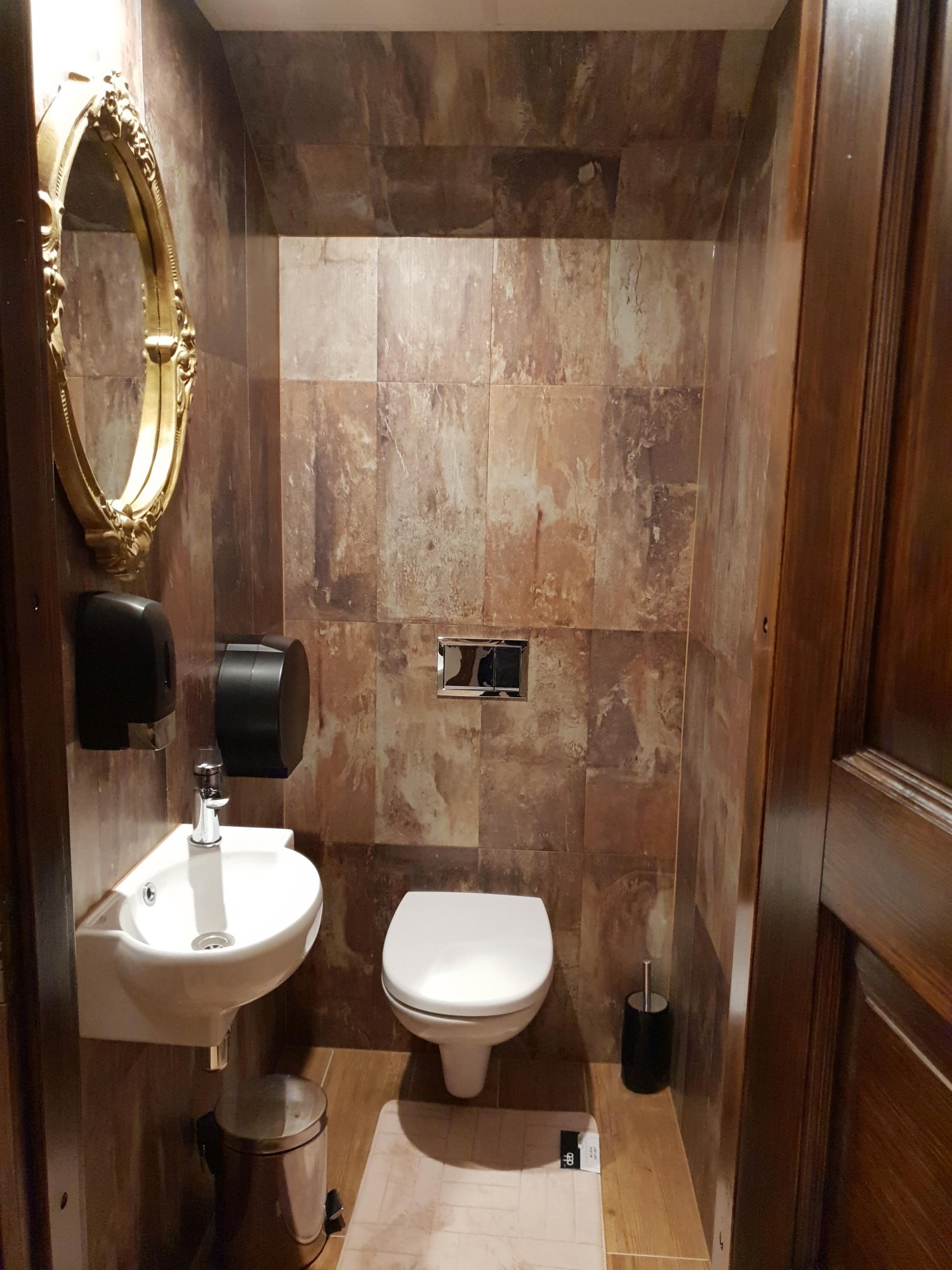 Admiralimaja galerii